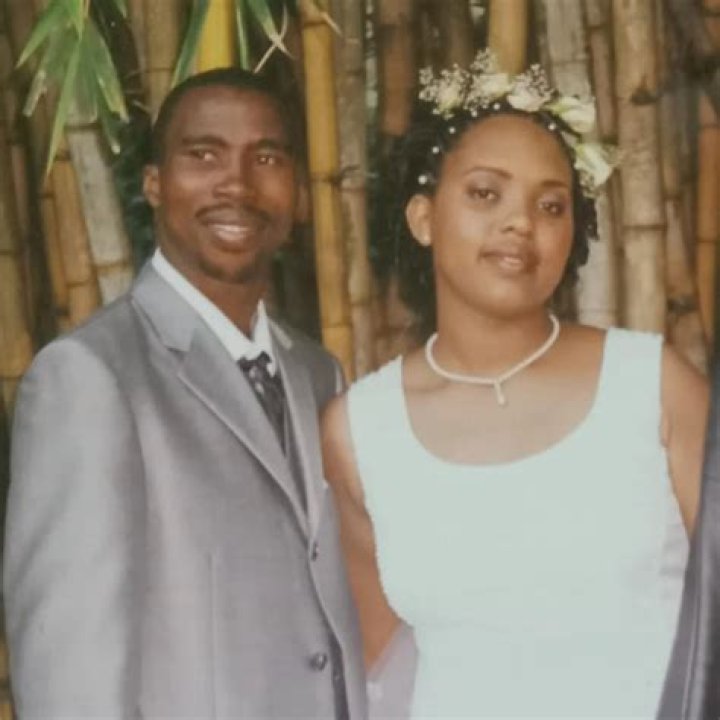 Siyabonga Nomvethe Biography, Age, Height, Wife, Net Worth, Family