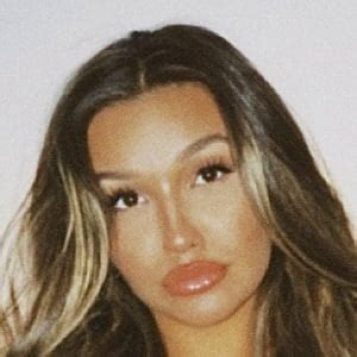 Skylar Erna (TikTok Star) - Age, Birthday, Bio, Facts, Family, Net Worth, Height & More