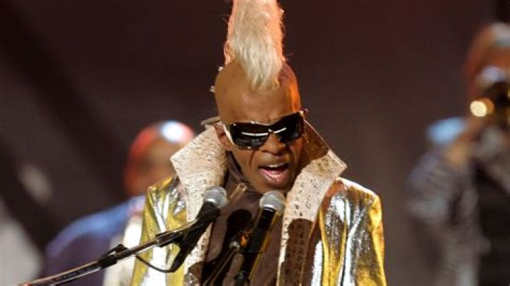 Sly Stone (Funk Singer) - Age, Birthday, Bio, Facts, Family, Net Worth, Height & More