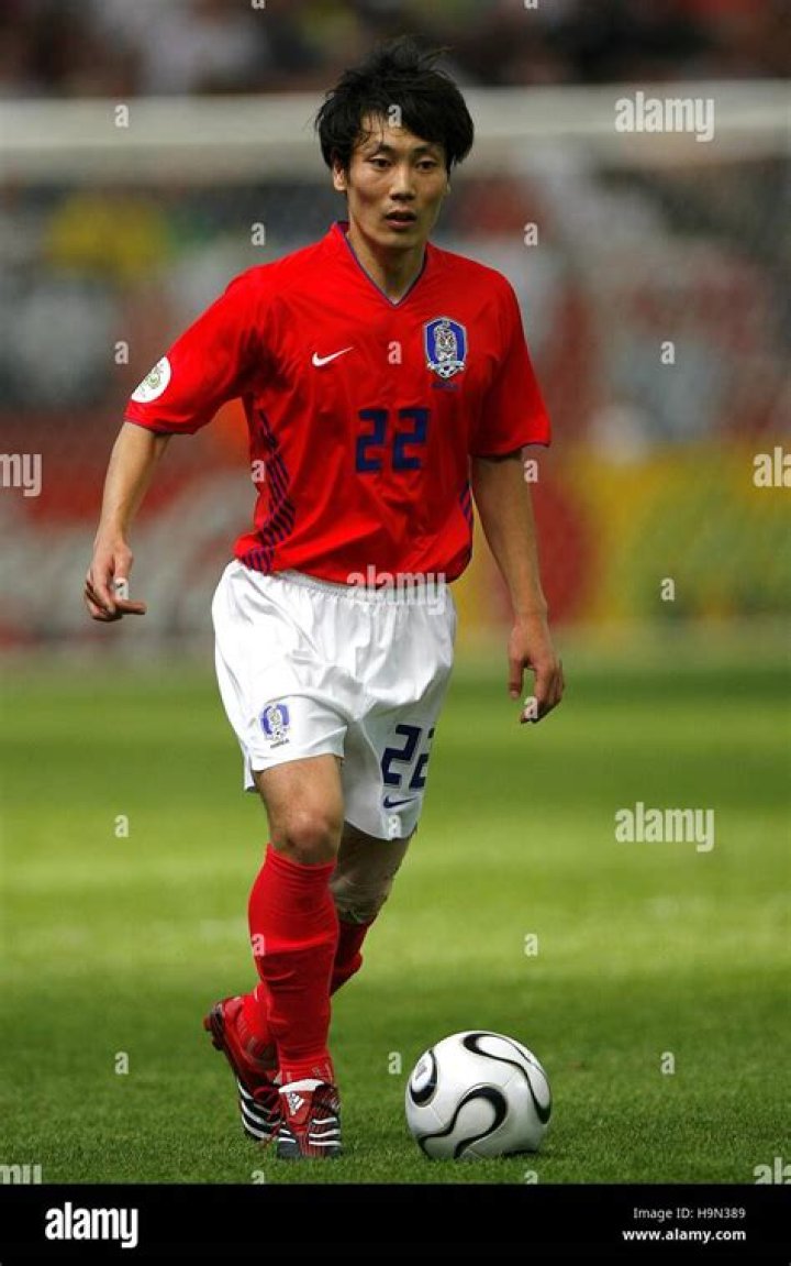 Song Chong-gug Biography, Age, Height, Wife, Net Worth, Family