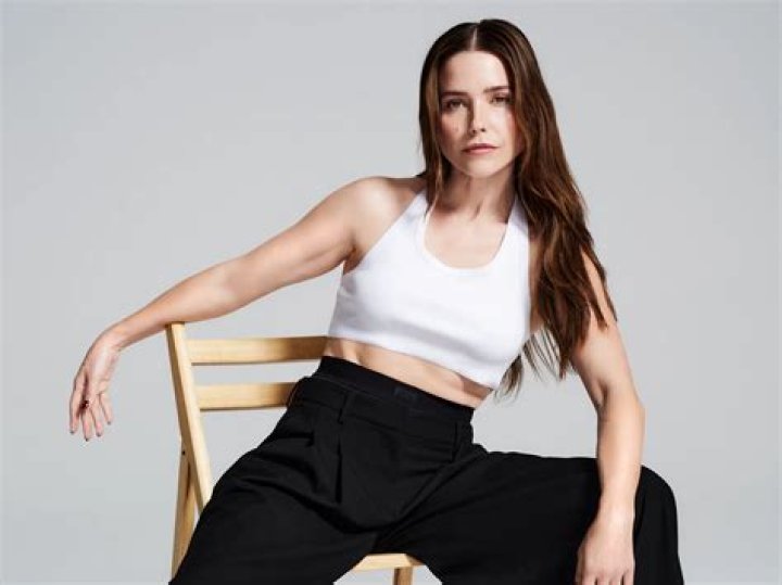 Sophia Bush Biography, Age, Height, Husband, Net Worth, Family