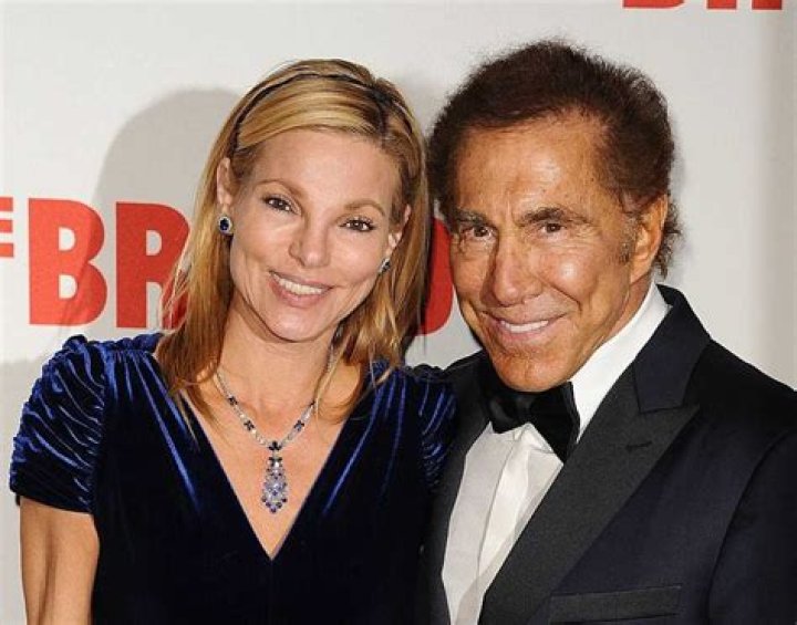 Steve Wynn Biography, Age, Height, Wife, Net Worth, Family