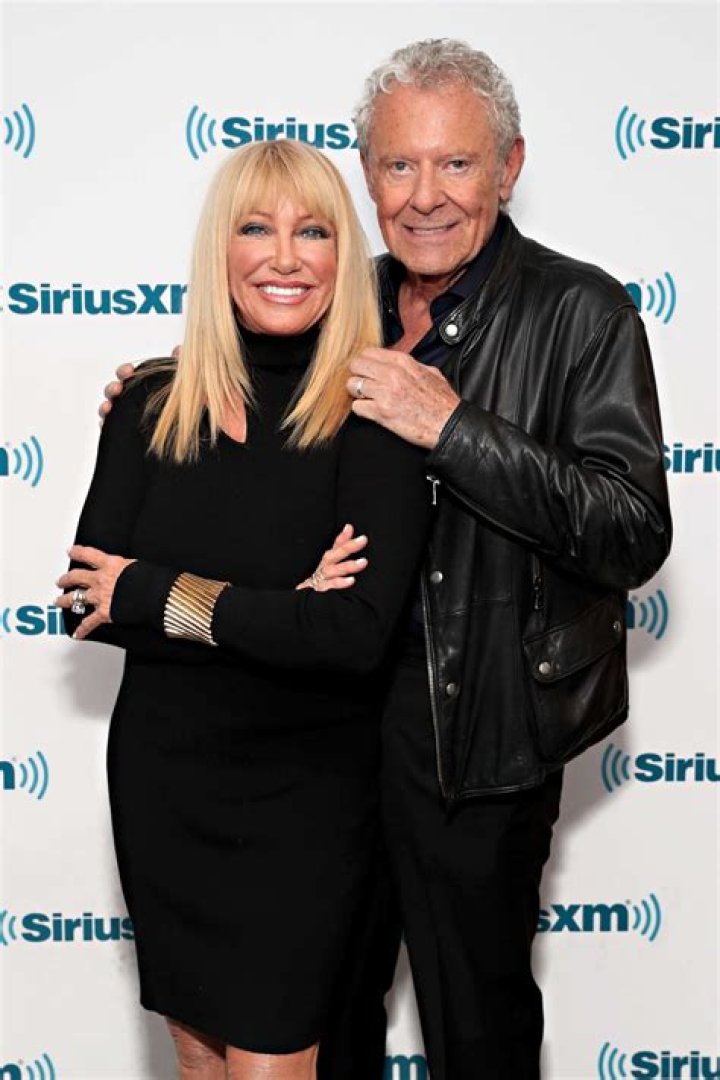 Suzanne Somers (TV Actress) - Age, Birthday, Bio, Facts, Family, Net Worth, Height & More