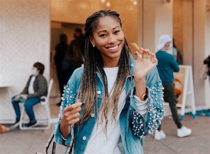 Tahira Francis (Reality Star) - Age, Birthday, Bio, Facts, Family, Net Worth, Height & More