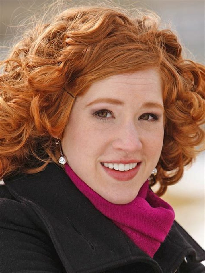 Taylor Firth (Figure Skater) - Age, Birthday, Bio, Facts, Family, Net Worth, Height & More