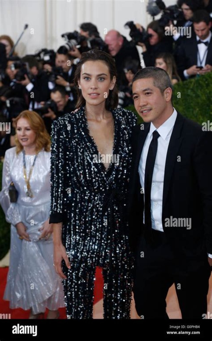 Thakoon Panichgul Biography, Age, Height, Wife, Net Worth, Family