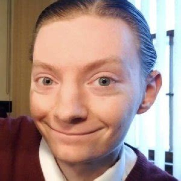 TheReportOfTheWeek (YouTube Star) - Age, Birthday, Bio, Facts, Family, Net Worth, Height & More