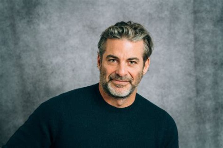 Thomas Curtis (actor)’s biography, net worth, fact, career, awards and life story