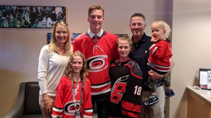 Thomas Dundon Biography, Age, Height, Wife, Net Worth, Family