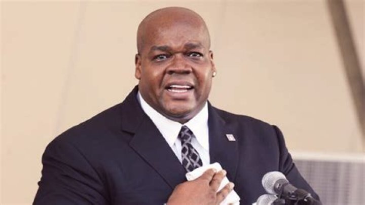 Thomas Frank Biography, Age, Height, Wife, Net Worth, Family