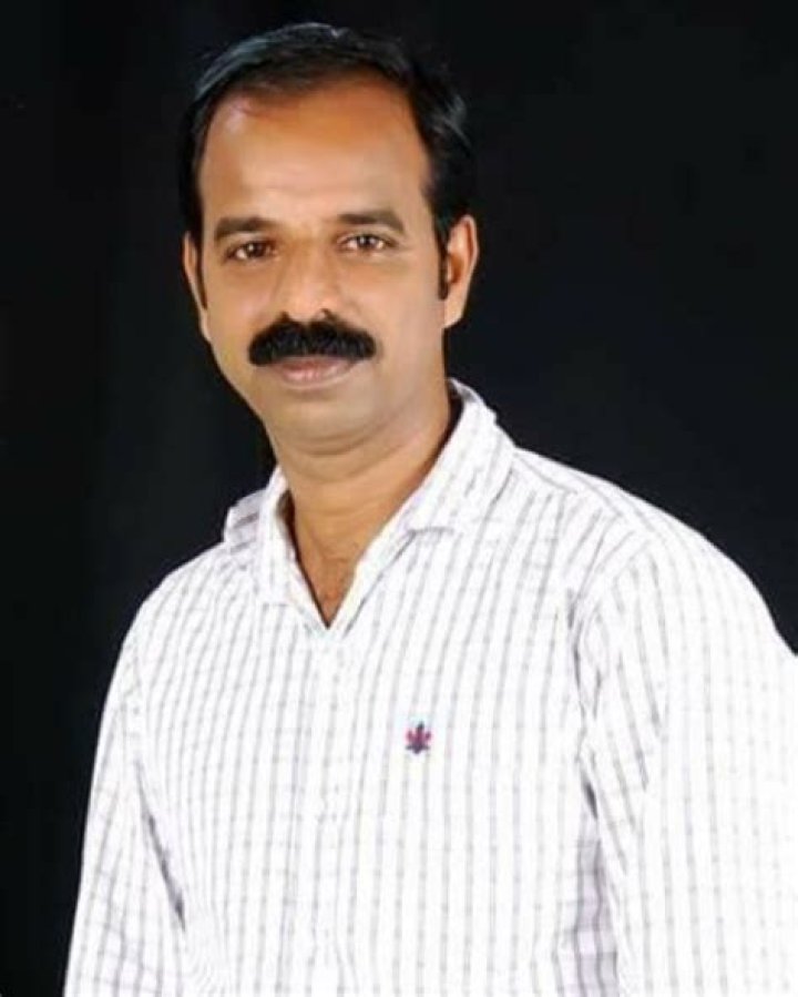 Tirupathi Prakash Biography, Age, Height, Wife, Net Worth, Family