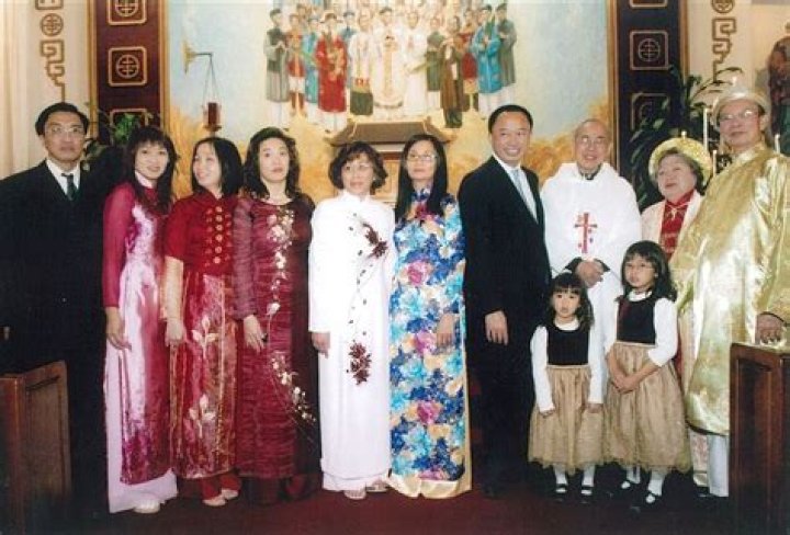 Viet D. Dinh Biography, Age, Height, Wife, Net Worth, Family