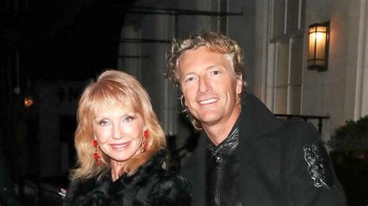 Warren Todd Biography, Age, Height, Wife, Net Worth, Family