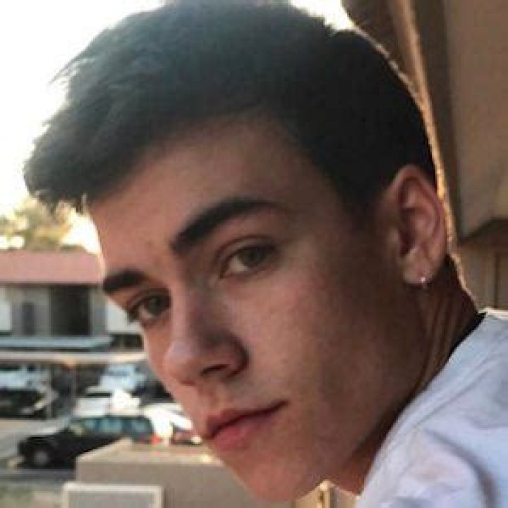 Wesley Tucker (Instagram Star) - Age, Birthday, Bio, Facts, Family, Net Worth, Height & More