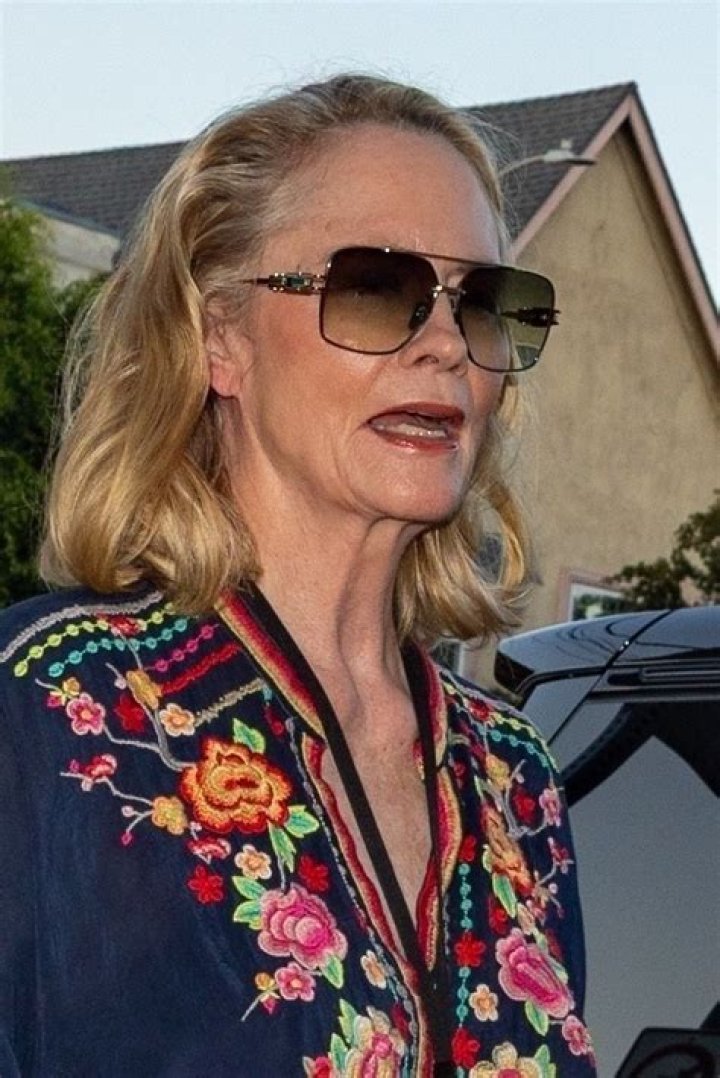 Where does Cybill Shepherd live today? – Celebrity.fm – #1 Official Stars, Business & People Network, Wiki, Success story, Biography & Quotes