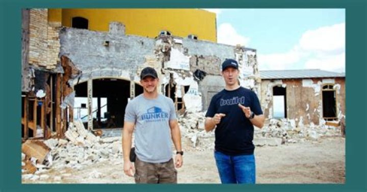 Where does matt carriker live