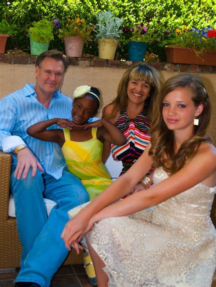 Who Are Callie And Sydney Somerville? Frank Somerville Daughters Age and Instagram Name