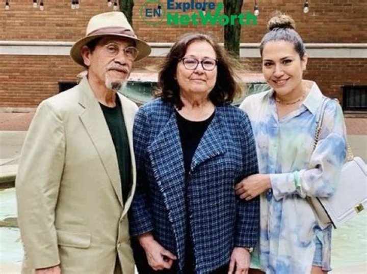 Who Are Paul Zapata And Sharon Zapata? Meet Love Is Blind Mallory Zapata Parents & Boyfriend