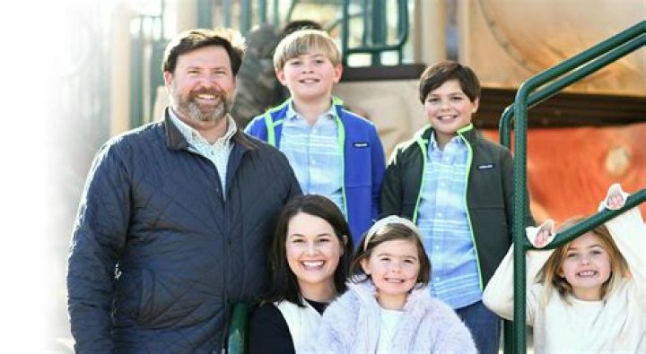 Who is Bobbie Sauder Bottcher Wife or Husband? Everything To Know Them