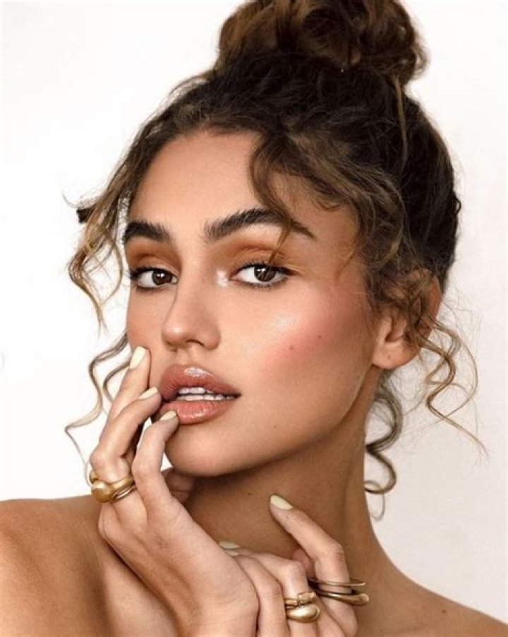 Who is Clara Wilsey? Wiki, Biography, Height, Age, Parents, Ethnicity, Boyfriend, Net worth & More