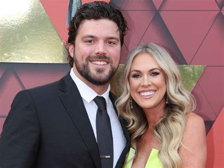 Who Is Curtis Lovelace Daughter Lyndsay Lovelace And Where Is She Today?