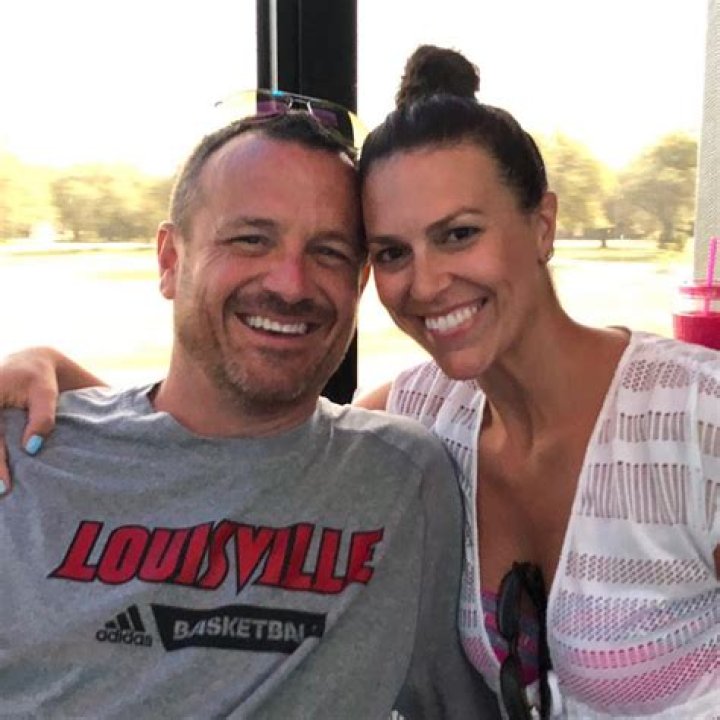 Who Is Jeff Walz Wife Lauren Lueders Walz ? Everything About The Former Basketball Player