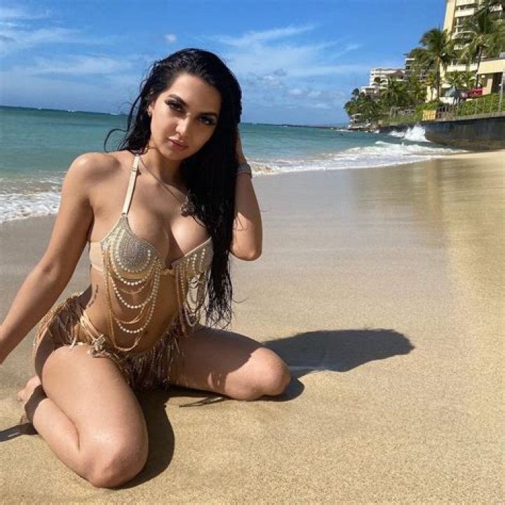 Who Is Keepinupwforeign From Instagram? Is She On Onlyfans