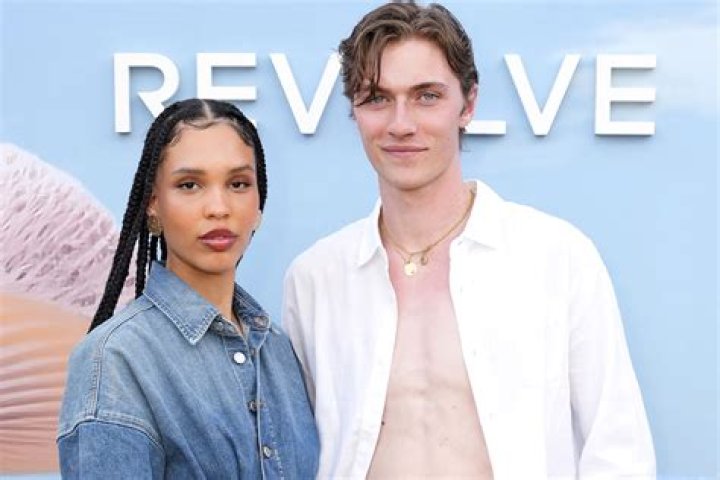 Who Is Kwon Nara Boyfriend? Everything To Know