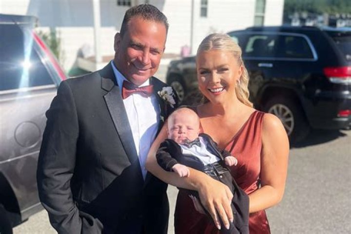 Who Is Pastorsxwife From TikTok? Everything To Know On Lynn Littlejohn Age and Husband