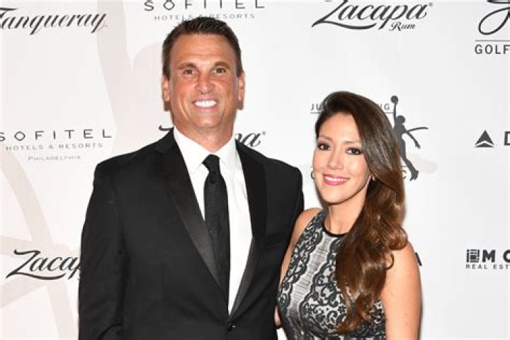 Who Is Tim Legler Wife? Age and Height, What Happened To His Face?