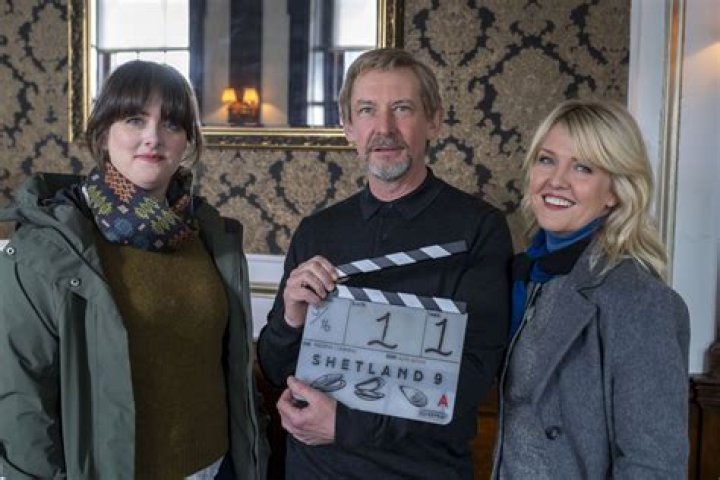 Who replaces Douglas Henshall in Shetland? Meet Ashley Jensen