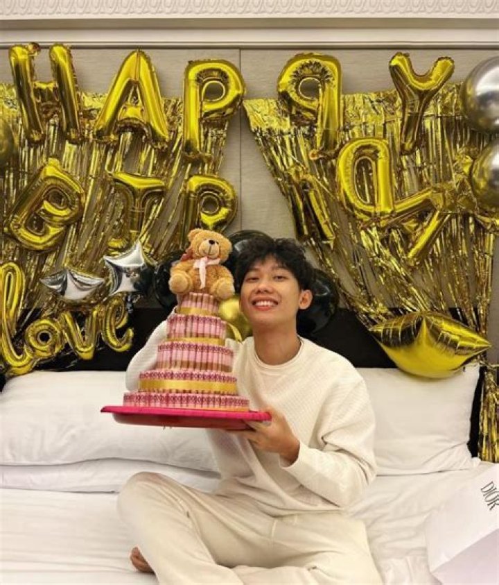 Willie Salim (TikTok Star) - Age, Birthday, Bio, Facts, Family, Net Worth, Height & More