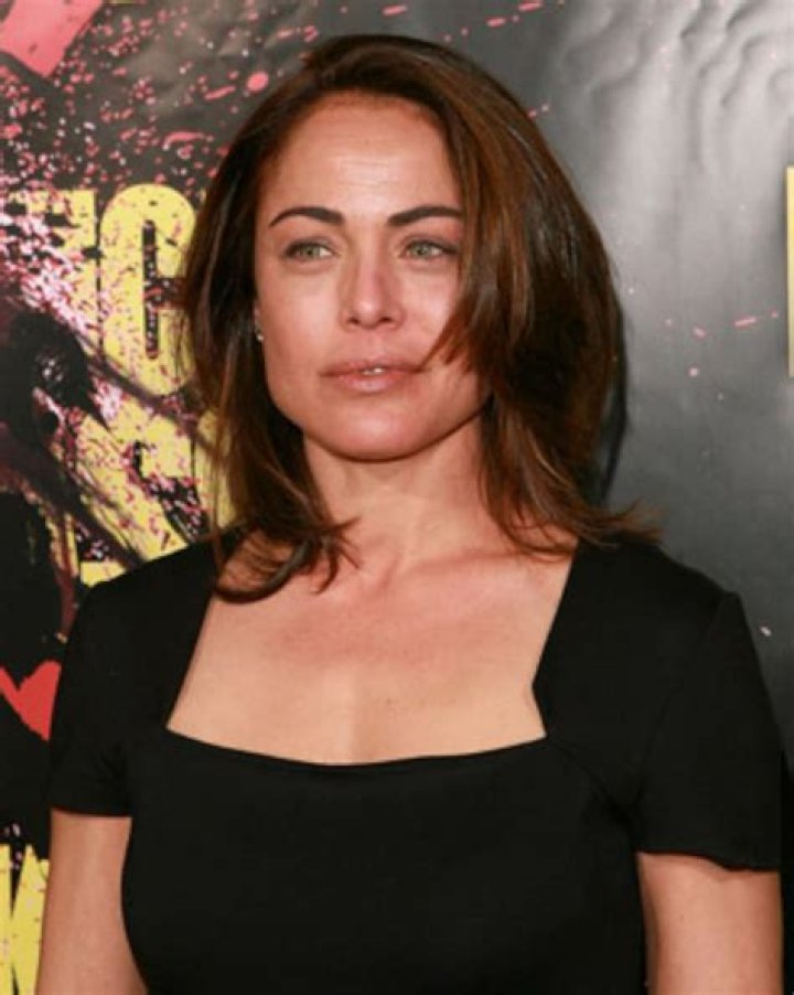 Yancy Butler (TV Actress) - Age, Birthday, Bio, Facts, Family, Net Worth, Height & More