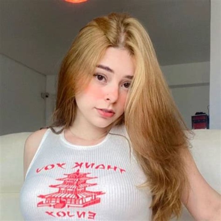 Yarely Alexandra (TikTok Star) - Age, Birthday, Bio, Facts, Family, Net Worth, Height & More