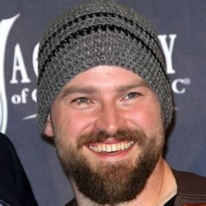 Zac Brown (Country Singer) - Age, Birthday, Bio, Facts, Family, Net Worth, Height & More